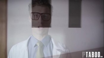 Не забывая порадовать и себя