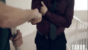 Глубокий минет для отца