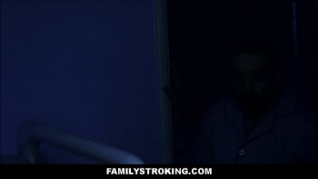 Отец часто любит смотреть