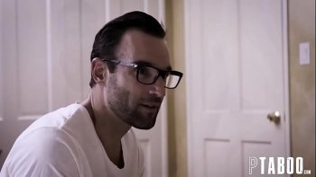 Закатила глаза и открыла рот