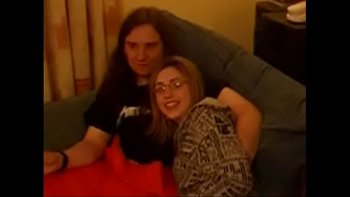 Порно видео перед друзьями