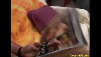 Порно отец трахает дочь русское