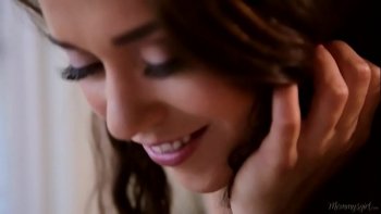 Видео лесбо мама и дочь