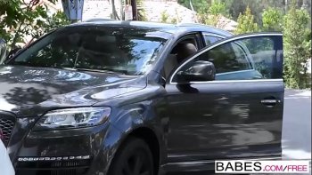 Наш маг просто мастерская кукла