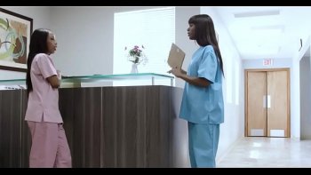 Японский лезбиянка копилка видео онлайин